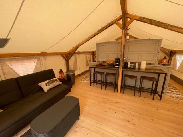 Umpqua'S Last Resort - Wilderness Cabins, Rv Park & Glamping Idleyld Park ภายนอก รูปภาพ
